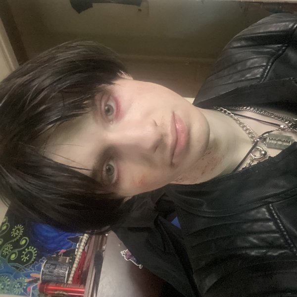 Clowbroken22's profile picture